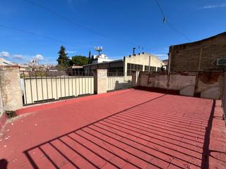Pis a Centre. Oportunidad piso de 140 m2 con terraza de 100m2 y anexo de 22 m2