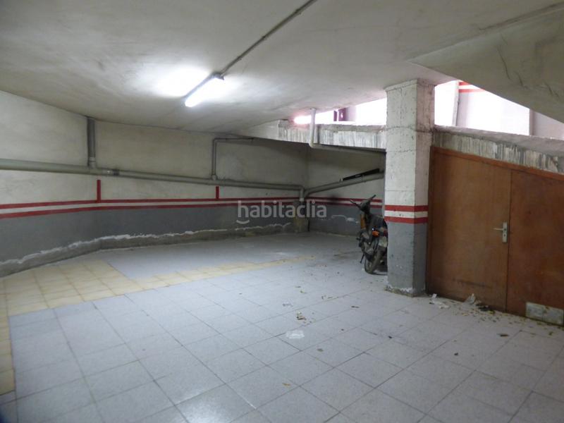 Foto d92809d2-2987-4958-af08-4ffa317fc6b8. Alquiler parking coche plaza de parking en zona setcamins en Igualada