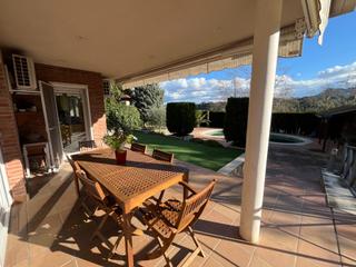 Casa en Sesoliveres-Pla de la Massa. Magnifica casa sobre parcela de 900m en igualada  sesoliveres