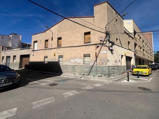 Casa a Poble Sec. Oportunidad casa poble sec de 260m2 para reformar, 7 dormitorios