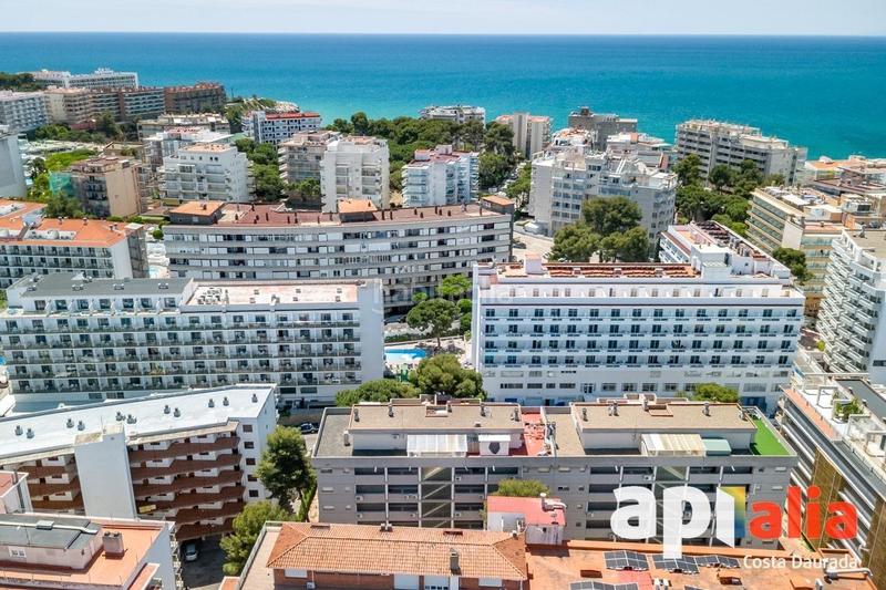 Foto f690a9a4-d686-4236-ae49-eb09bbd5dd7f. Ático fantastico atico , 2 dormitorios, terraza 60m2, licencia turistica. en Salou