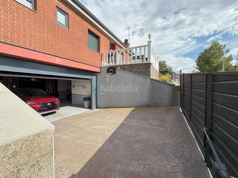Foto 7c046b1d-04ef-45e1-9dd6-7634831e4aa6. Casa con riscaldamento parcheggio piscina in Masquefa