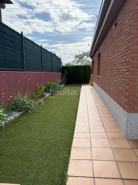 Foto 9f2e6345-9d82-4e43-9fe1-cfeced802526. Casa con riscaldamento parcheggio piscina in Masquefa