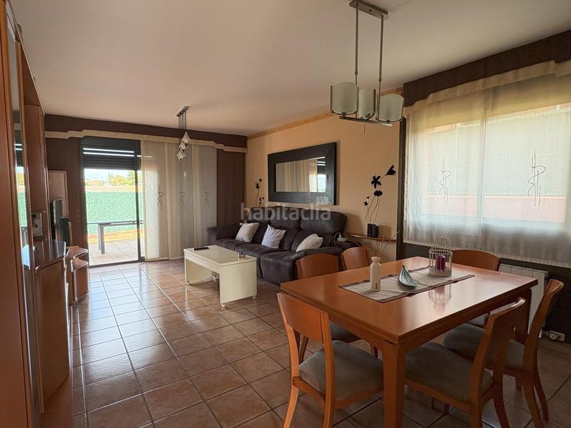 Foto f6007a32-7634-4dfe-8f97-d1cc1aed99e6. Casa con riscaldamento parcheggio piscina in Masquefa
