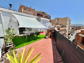 Penthouse in Poble Sec. Ático en igualada  poble sec de 3 dormitorios y amplia terraza!