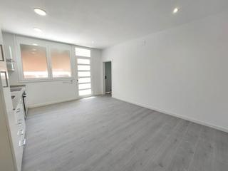 Location Rez-de-chaussée à Vilanova del Camí. Planta baja de 2 habitaciones con garaje incluido a  estrenar