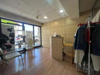 Geschäftsraum in Llevant. Oportunidad de inversión en igualada local apto para diversos us