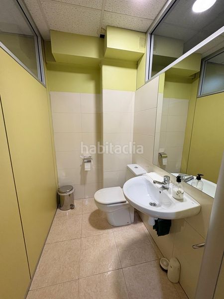 Foto 4ca8b430-b565-4e2a-b1fe-aeeaea56da94. Local comercial a Llevant Igualada