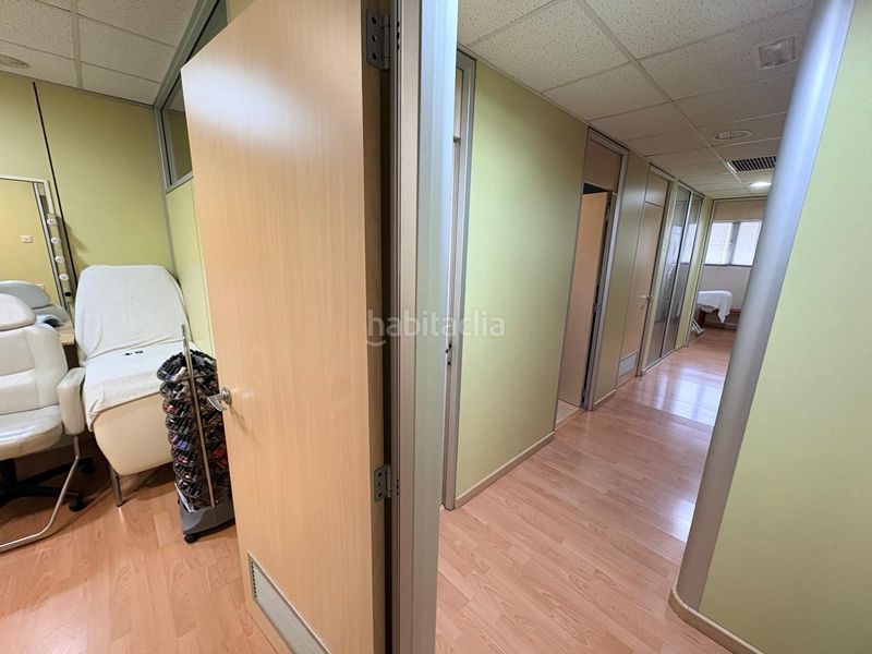 Foto 9b4272df-1433-42a4-afd0-afcb2a56e481. Local comercial a Llevant Igualada
