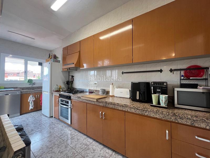 Foto 39d34679-4754-4ea8-b9e8-f19a5b52948e. Casa con riscaldamento parcheggio in Barri del Centre Terrassa