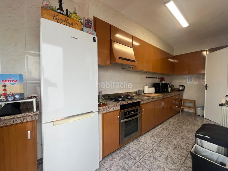 Foto dbec027a-a29f-4d32-b388-0e3d692c6624. Casa con riscaldamento parcheggio in Barri del Centre Terrassa