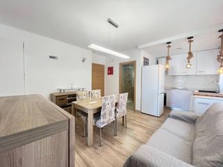 Pis a Segur de Calafell Nucli Urbà. Oportunidad, apartamento para entrar a vivir, recién reformado c
