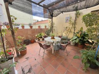 Planta baixa a Ponent - Set Camins. Planta baja con terraza en igualada