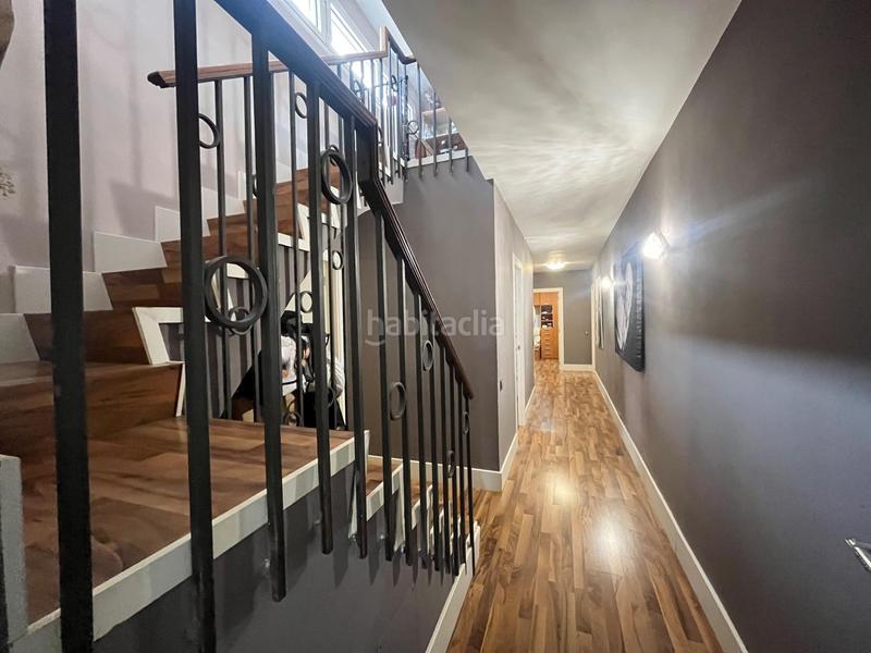 Foto 2eaa94f6-9c9d-4515-8e3a-62cd58c3298e. Casa con riscaldamento parcheggio piscina in Pobla de Claramunt (La)