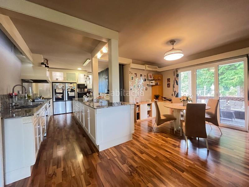 Foto 3da04ab6-7c4b-482a-9370-c313ed166563. Casa con riscaldamento parcheggio piscina in Pobla de Claramunt (La)