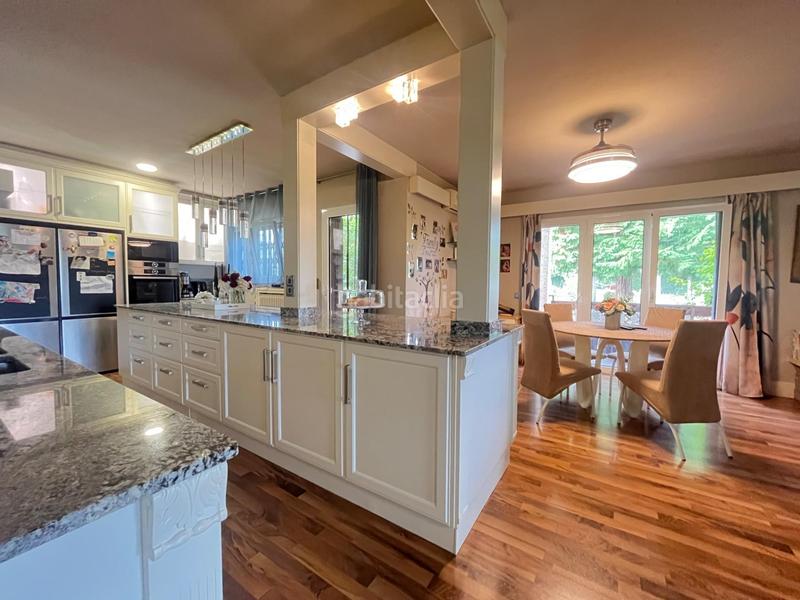 Foto 58d46fde-a51c-4aae-877b-e4350db50772. Casa con riscaldamento parcheggio piscina in Pobla de Claramunt (La)