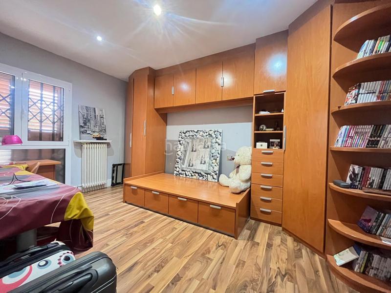 Foto 653bd480-4168-40ba-ab9e-23853bc39186. Casa con riscaldamento parcheggio piscina in Pobla de Claramunt (La)