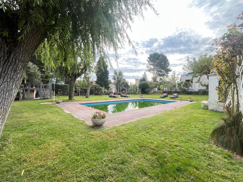 Foto 95d6adf2-6fa8-4dfe-b45c-66aa8c9b0347. Casa con riscaldamento parcheggio piscina in Pobla de Claramunt (La)