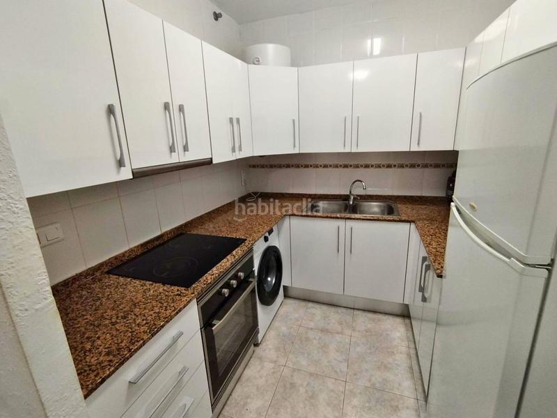 Foto aba52850-62d9-4a3e-a5e2-bde099e6b1dc. Erdgeschoss mit pool in Plaça Europa - Port Aventura Salou