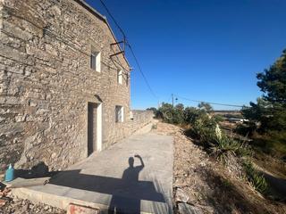 Mas à Sant Guim de Freixenet. Espectacular masía, impecable, recientemente rehabilitada en san