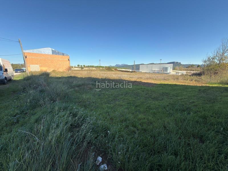 Foto cb7042d6-7750-48b4-ade1-4aea54f9df1c. Residential plot in Òdena