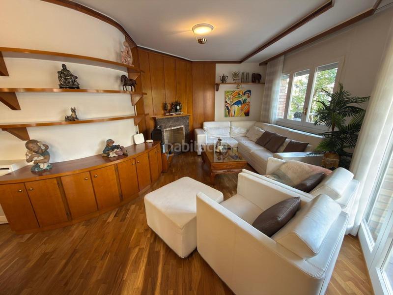 Foto 624dc53b-1ac3-4350-8ba9-2fcfe89a9088. House with heating parking in Poble Sec Igualada