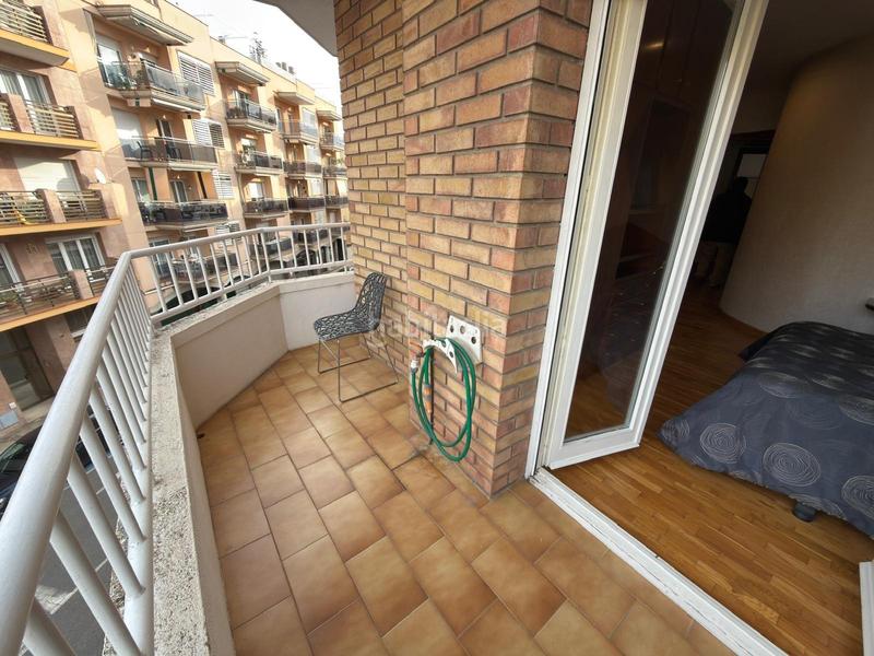 Foto 96b627d2-1537-47a2-962d-286b8fe1c895. House with heating parking in Poble Sec Igualada