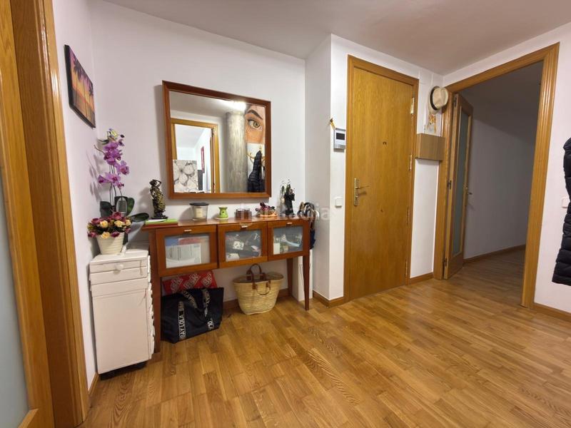 Foto c119b1de-6556-4e8a-87be-e5a38ca45fb5. Appartement avec chauffage parking dans Llevant Igualada