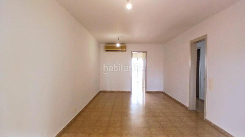 Foto ca234ba0-b168-413d-96b8-6ca3c8342b2f. Flat with heating parking in casc antic - nou Cambrils Cambrils