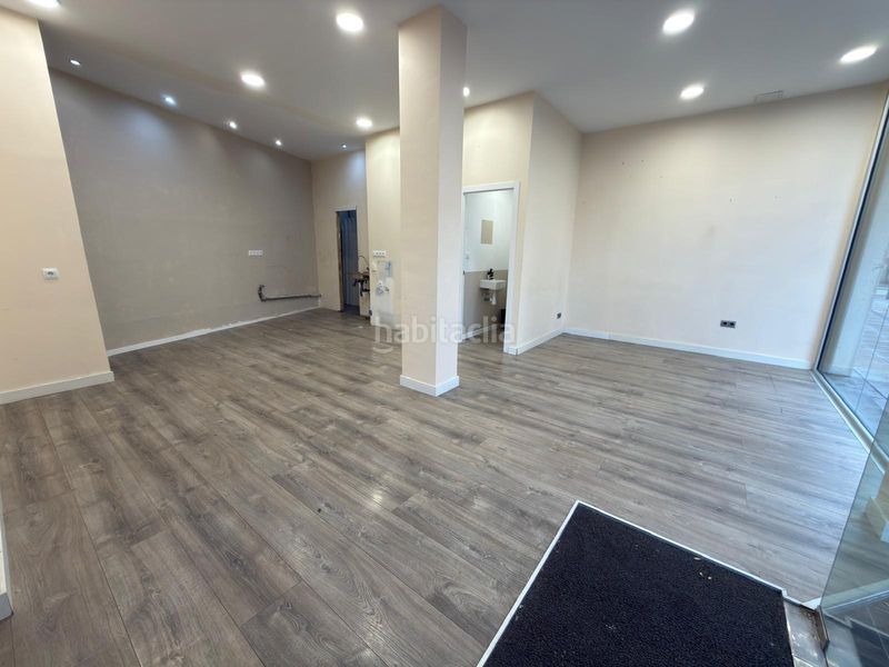 Foto f1ce2c9e-1f88-4870-806d-3d4ee1651da8. Local comercial a Centre Igualada