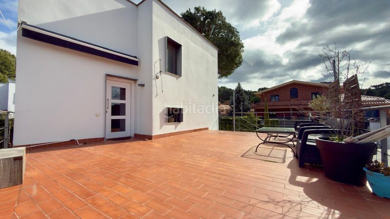 Foto b2c46987-e7db-4ff8-a558-e7c957e09627. Casa amb calefacció aparcament a Castellolí