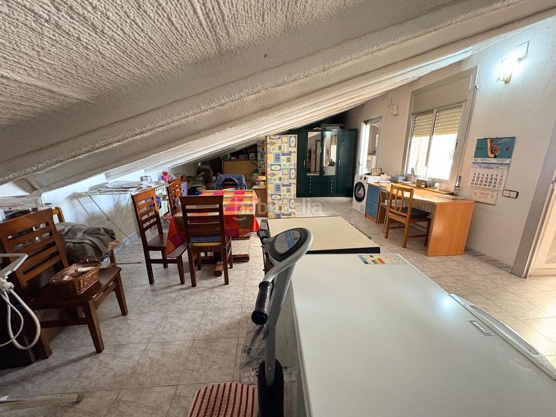 Foto f1517db9-5406-4589-b9be-353dcbc0e067. Casa amb calefacció aparcament a Òdena