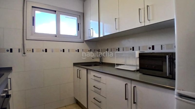 Foto fdcf6898-ae18-4dd9-bc38-246006e385bf. Pis a Mar i Camp - Platja dels Capellans Salou