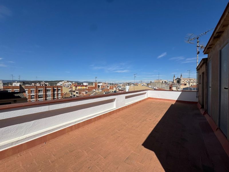 Foto bf6833b1-84c3-4be2-8960-ccbe1ef95c2f. Edifici a Sant Julià Vilafranca del Penedès