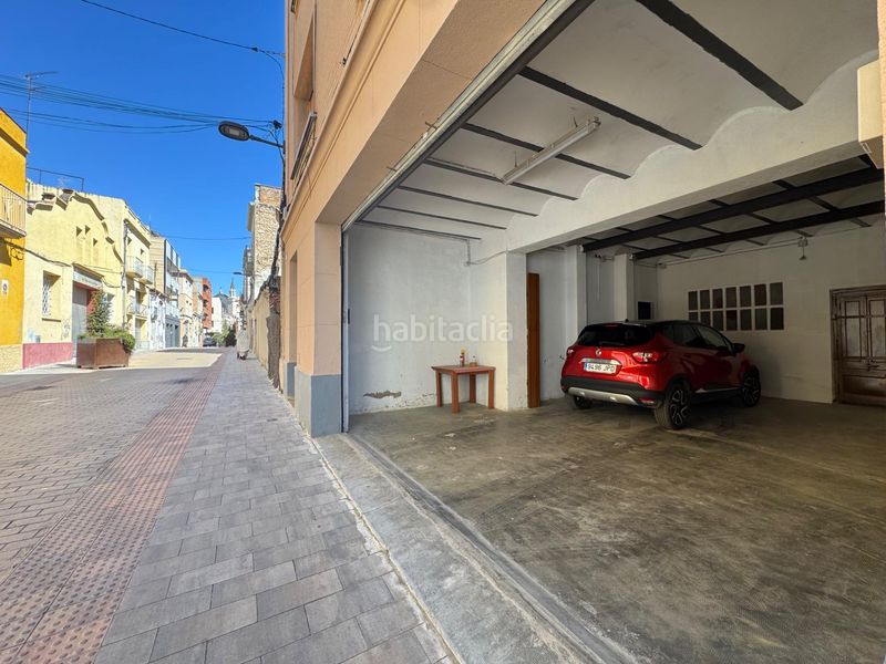 Foto e979b1e3-689a-49fd-8fc3-6ac6ac9b4cdc. Edifici a Sant Julià Vilafranca del Penedès