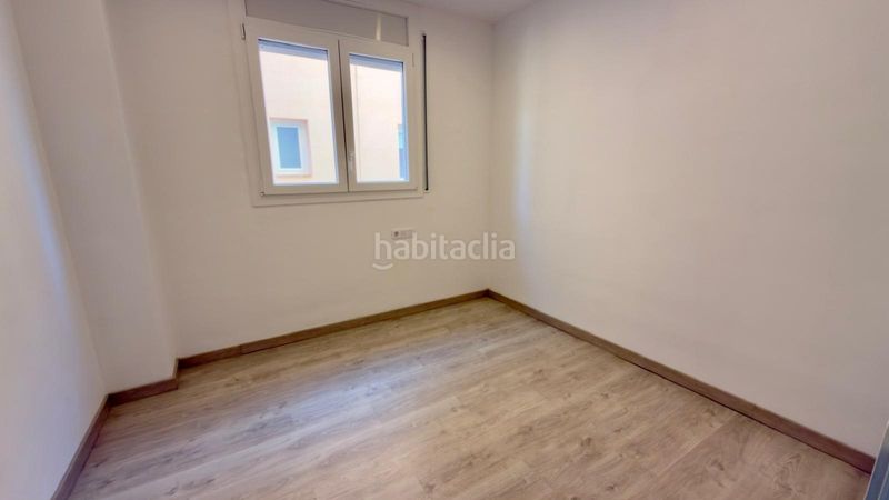 Foto 03d38830-1ffa-4039-92b1-7907356200f2. Pis amb calefacció aparcament a Llevant Igualada
