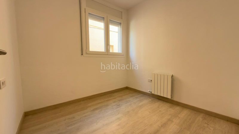 Foto ac6d60bc-4c8a-4332-9fc1-cd2334fa2762. Pis amb calefacció aparcament a Llevant Igualada