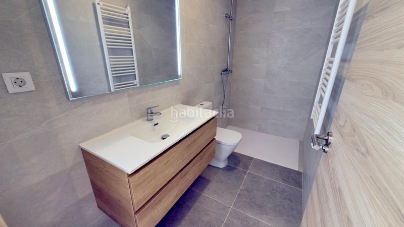Foto eb5ef8ae-b5ca-410a-8765-6b4ebcfcb3f3. Pis amb calefacció aparcament a Llevant Igualada