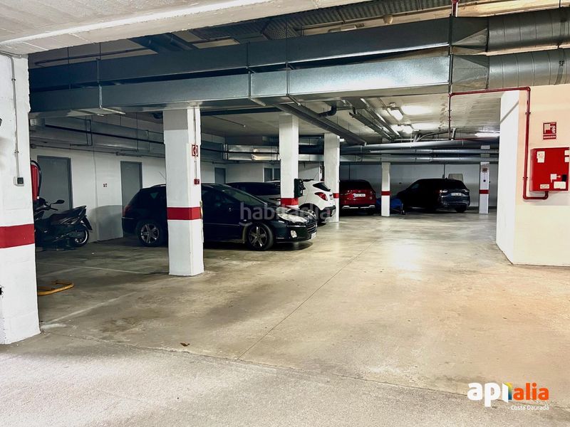 Foto cb88aaef-e9a8-4241-a5f2-2fc5eb0f9814. Pis amb aparcament piscina a Centre Salou