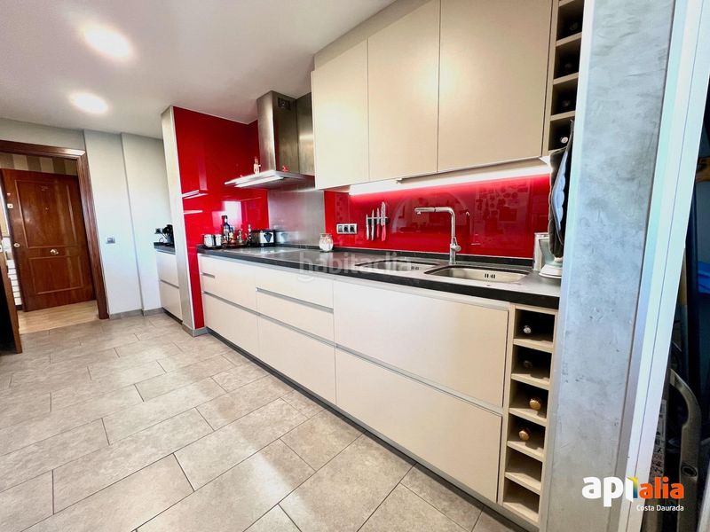 Foto cd657aae-f42f-4a0b-9267-3268e995840d. Pis amb aparcament piscina a Centre Salou