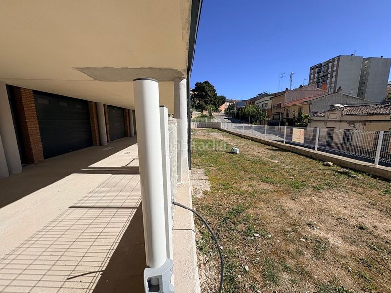 Foto 3b8fbca5-de26-4c89-8e57-edc01e9291b0. Xalet amb aparcament a Cervera