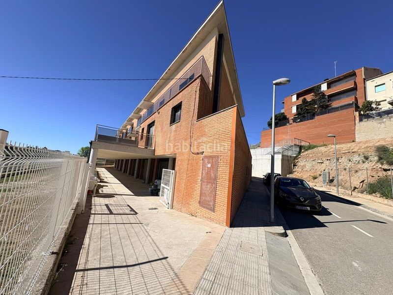 Foto 07109779-86db-4e37-bfa2-2236d0cc62e9. Xalet amb aparcament a Cervera