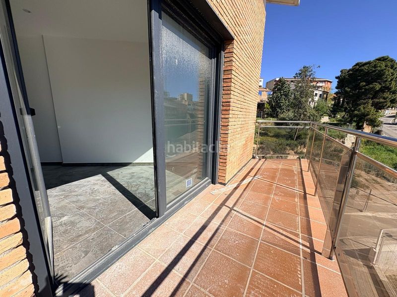 Foto 5e9e507e-e06d-408c-b74a-3a5b6ae09881. Xalet amb aparcament a Cervera