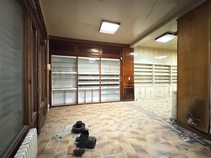 Foto b5465e01-b23f-4b2e-a4ae-cc643d3ed7d5. Local comercial a Calaf