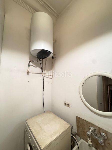 Foto f9d17597-b7cc-4e26-8ece-86da6a9b2a4b. Local comercial a Calaf