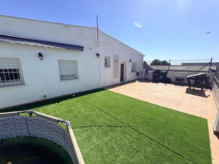Fabrikhalle in Cervera. Amplia nave industrial adaptada a vivienda en cervera con garaje