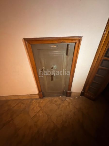 Foto b287d653-c327-4ac8-8b38-f072a18d4233. Masia amb aparcament a Calaf