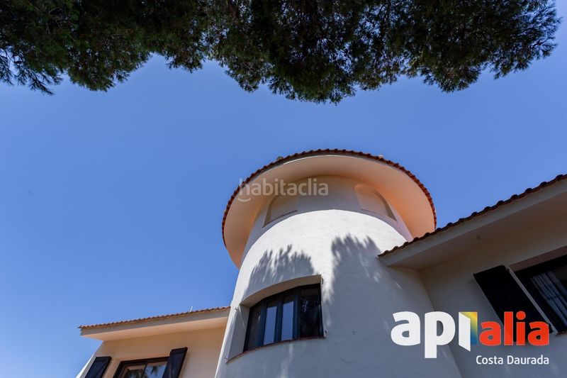 Foto 524b9427-5a2d-46b5-a78f-1eb475c26c14. Xalet amb calefacció aparcament piscina a pla de maset - cap de Salou Salou