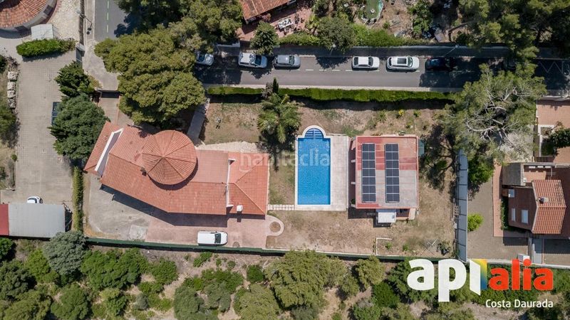 Foto 8d03c726-ff11-4c3d-8853-4da4971a4cda. Xalet amb calefacció aparcament piscina a pla de maset - cap de Salou Salou