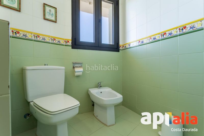 Foto f91c6578-cf9d-47b5-b1bf-2a12f411c649. Xalet amb calefacció aparcament piscina a pla de maset - cap de Salou Salou